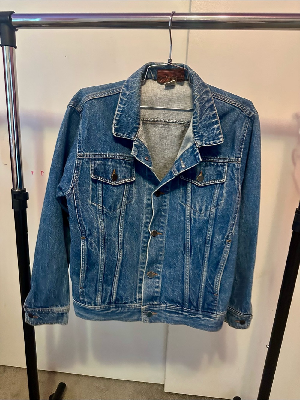 Women's vintage Jean jacket Med